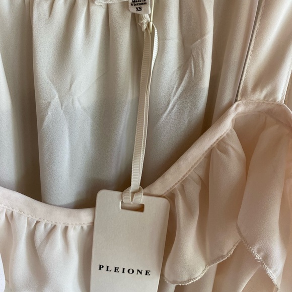 Pleione Off The Shoulder Peasant Blouse - Picture 9 of 9